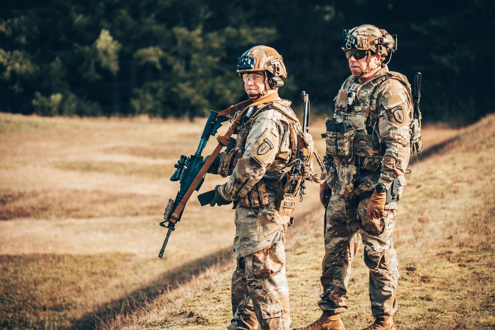 5SFAB conducts buddy team live fire training