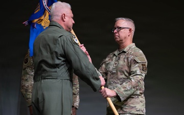 908th welcomes new Maintenance Group commander