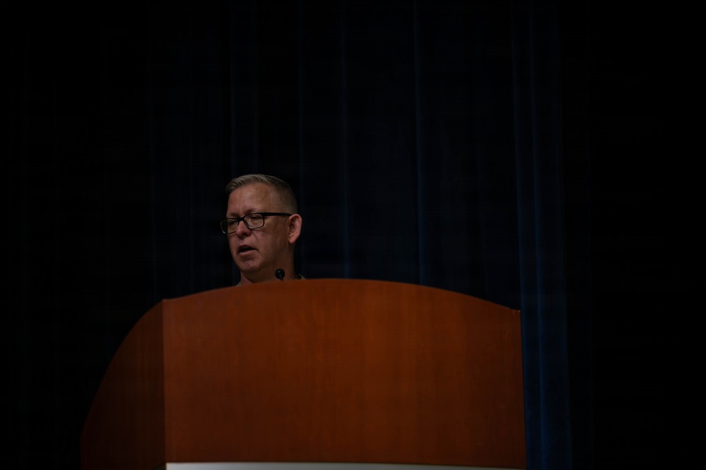 908th welcomes new Maintenance Group commander