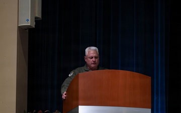 908th welcomes new Maintenance Group commander