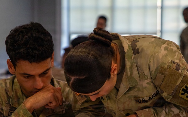 U.S. Soldiers Conduct Blood Transfusion Training