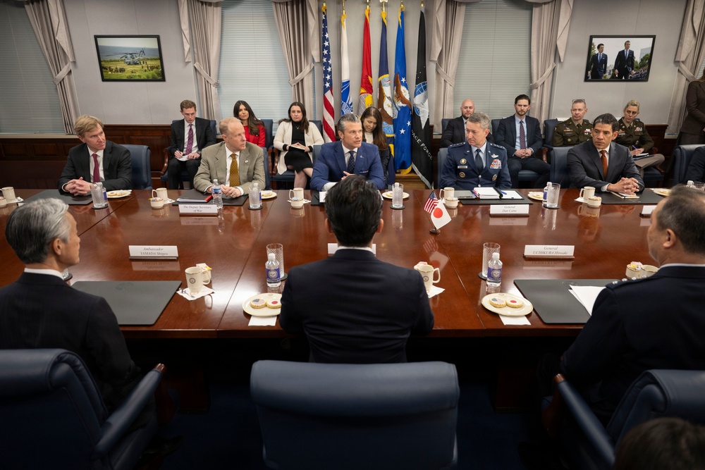 SW Hosts Japanese Minister of Defense at Pentagon