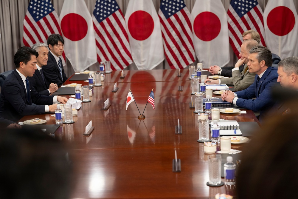 SW Hosts Japanese Minister of Defense at Pentagon