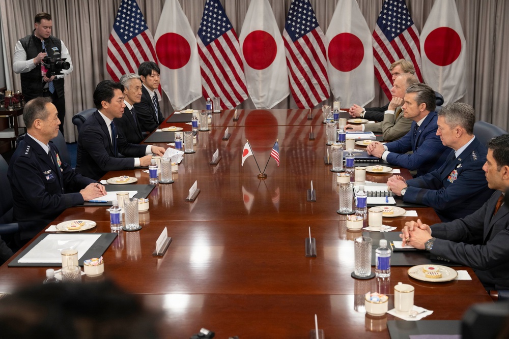 SW Hosts Japanese Minister of Defense at Pentagon