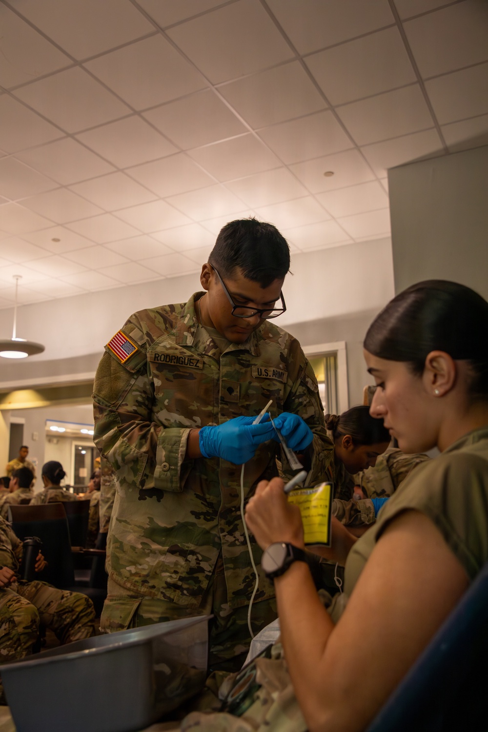 U.S. Soldiers Conduct Blood Transfusion Training
