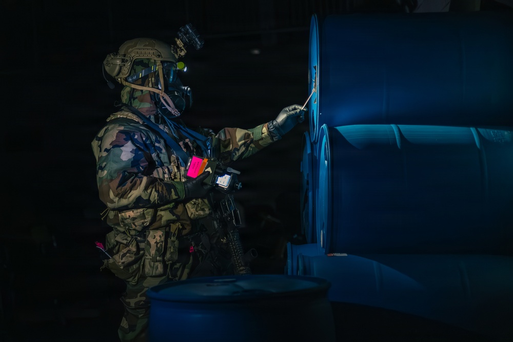 1SFG(A) CBRN detachment sharpens tactical proficiency in training scenarios
