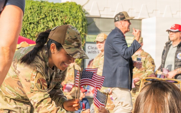 Luke Airmen Celebrate Community