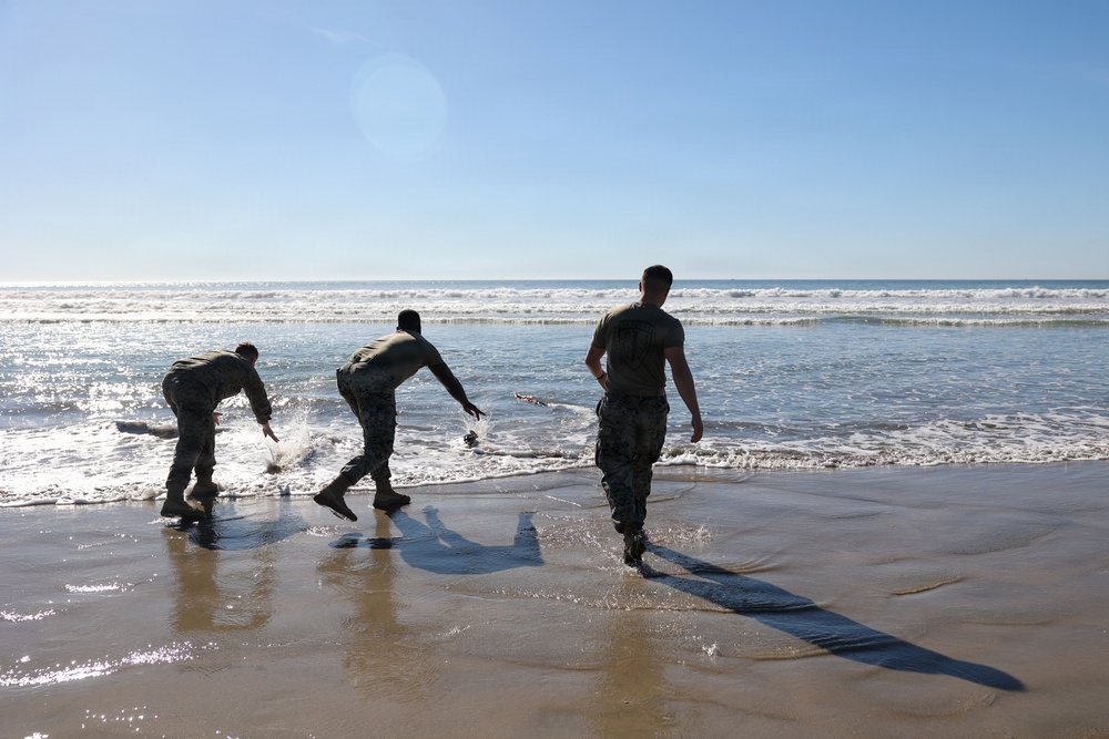 11th MEU Conducts Autonomous Underwater Vehicles Familiarization