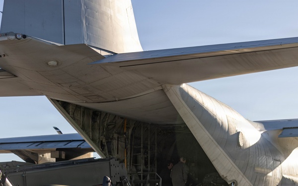 Skyfall: 1st DSB Marines conduct Combat Load Parachute Operations