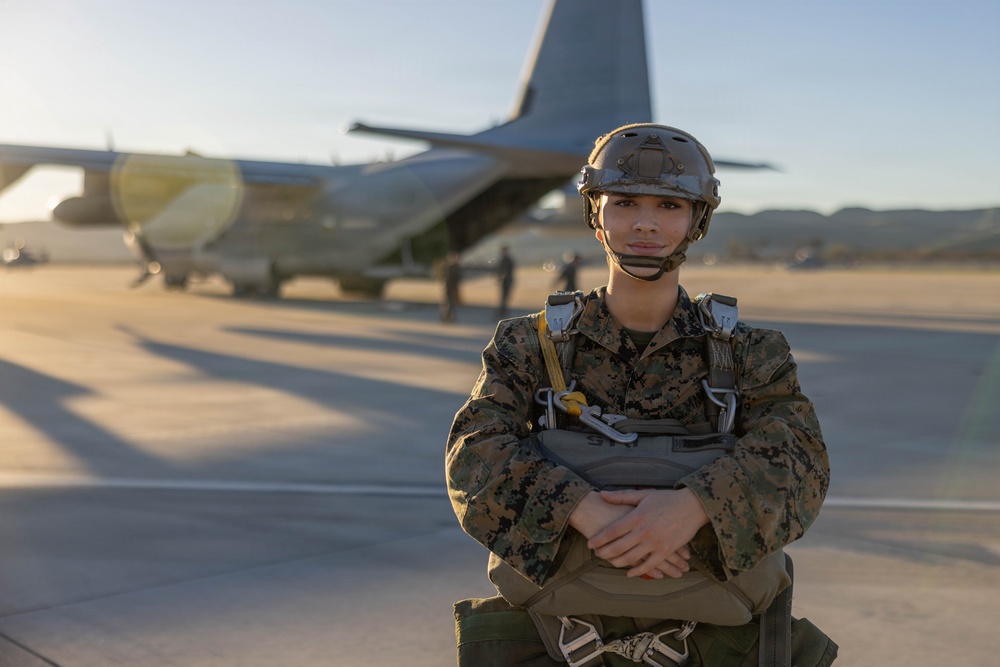 Skyfall: 1st DSB Marines conduct Combat Load Parachute Operations