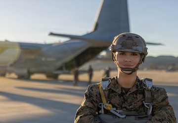 Skyfall: 1st DSB Marines conduct Combat Load Parachute Operations