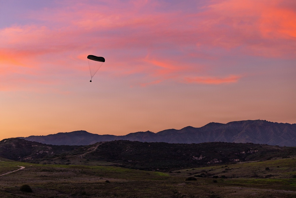 Skyfall: 1st DSB Marines conduct Combat Load Parachute Operations
