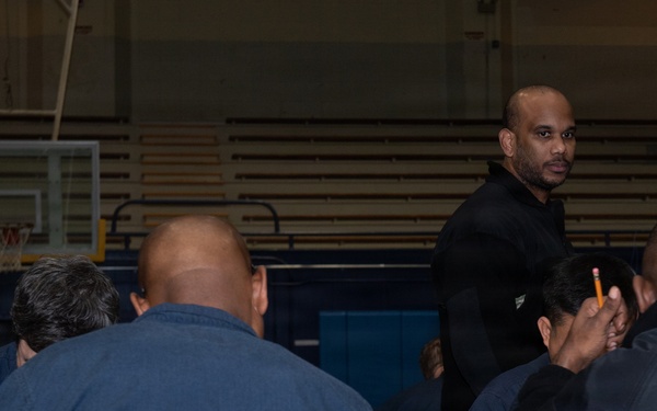 Ronald Reagan Sailors Take Navy-wide Advancement Exam