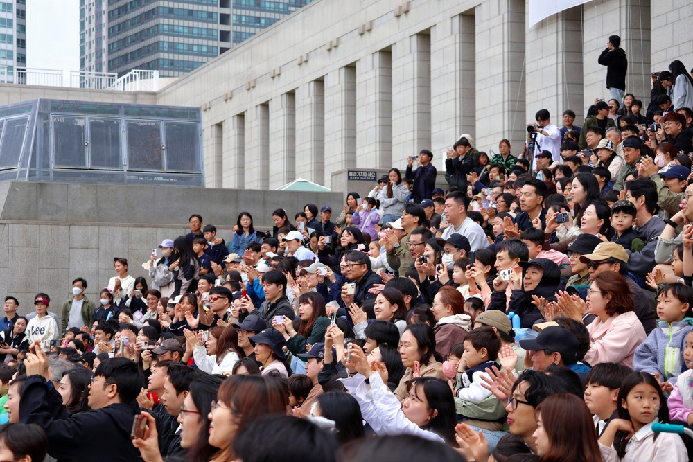 Eighth Army Brass Band Performs at Children's Day Event