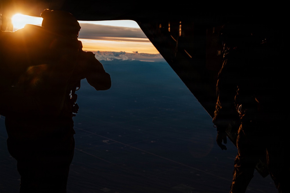 10th SFG(A) conducts military free fall above the desert of Lake Havasu