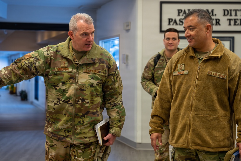 18th Air Force leaders visit the 715th AMOG on JBER