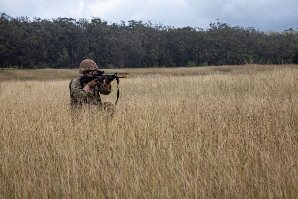 Senior U.S. Army leaders tour the Jungle Medicine Course