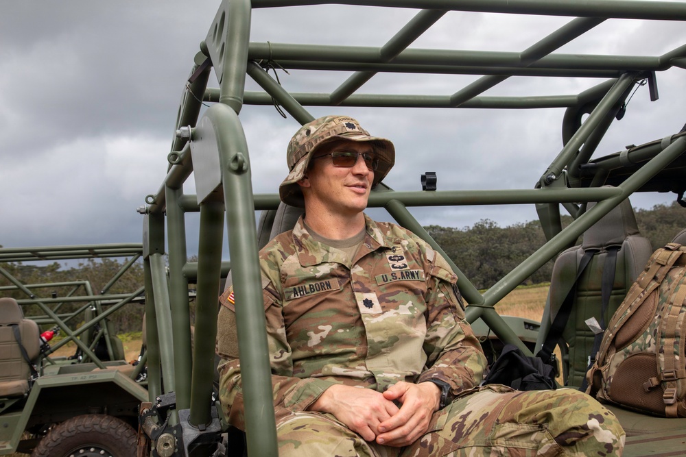 Senior U.S. Army leaders tour the Jungle Medicine Course