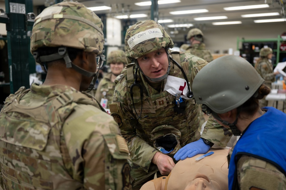 Sprint 26-2: 35th MDG conducts casualty care