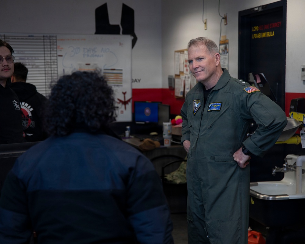Rear Adm. Brophy Visits Strategic Communications Wing 1