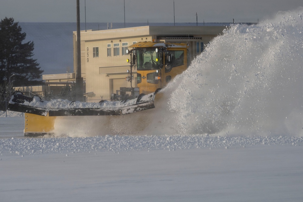 Snow removal teams keep Misawa AB flightline mission ready
