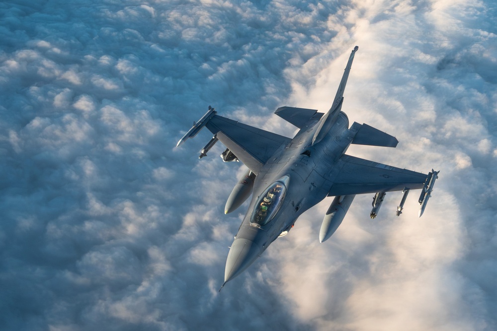 74th EARS conducts aerial refueling mission within CENTCOM AOR