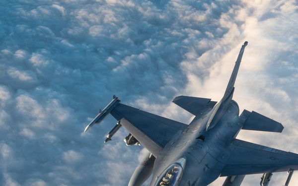 74th EARS conducts aerial refueling mission within CENTCOM AOR