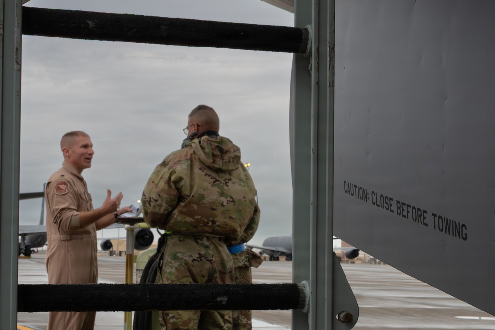 74th EARS conducts aerial refueling mission within CENTCOM AOR&amp;#xA;