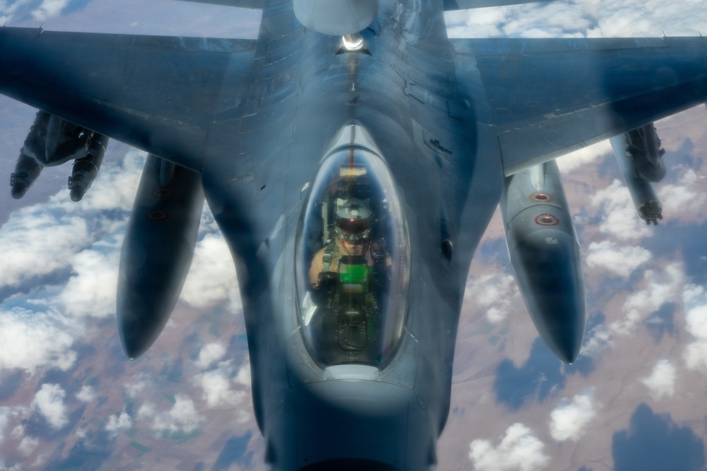 74th EARS conducts aerial refueling mission within CENTCOM