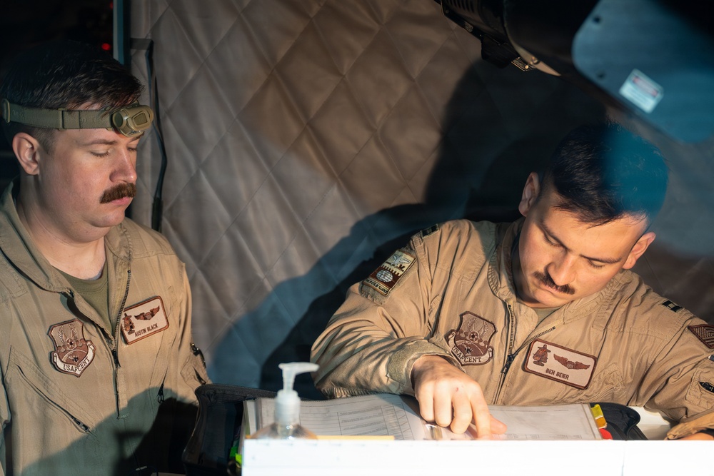 74 EARS conducts air refueling mission within CENTCOM