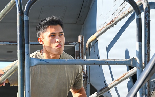 61st AMXS Engine Maintenance