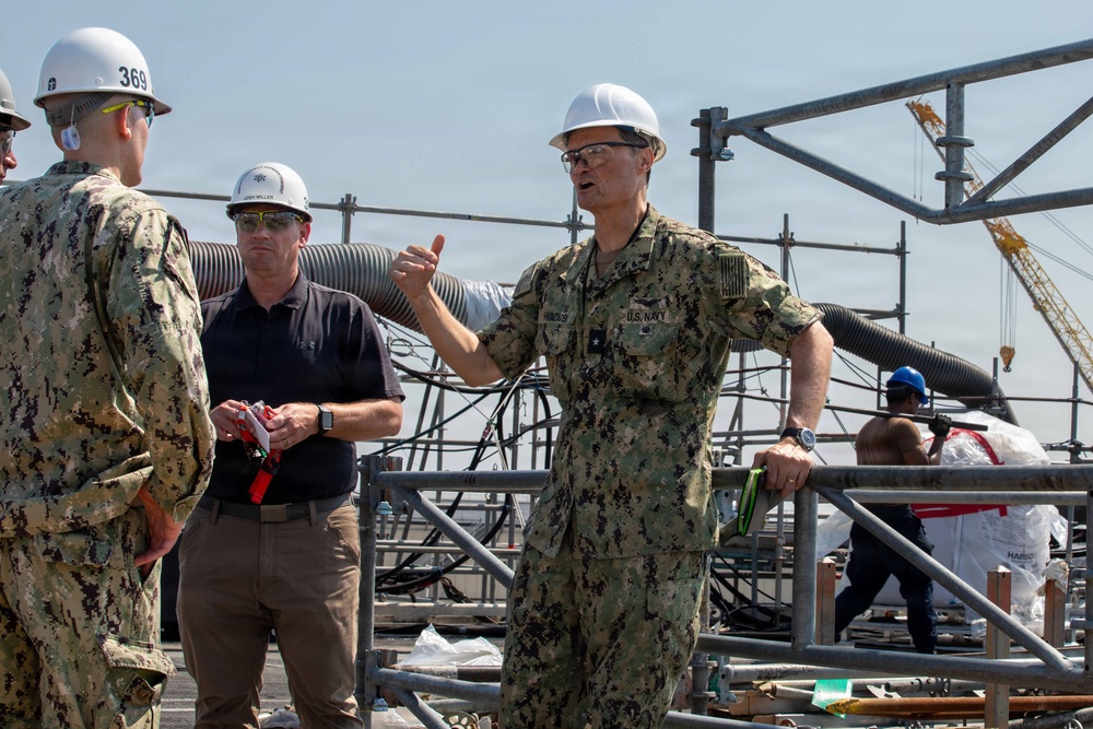 Ike Conducts Planned Incremental Availability maintenance period