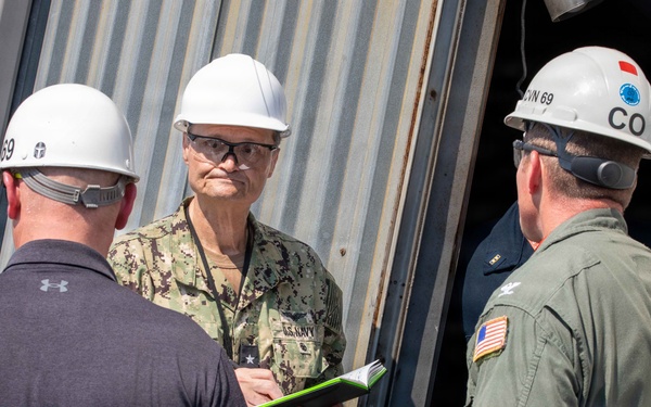 Ike Conducts Planned Incremental Availability maintenance period