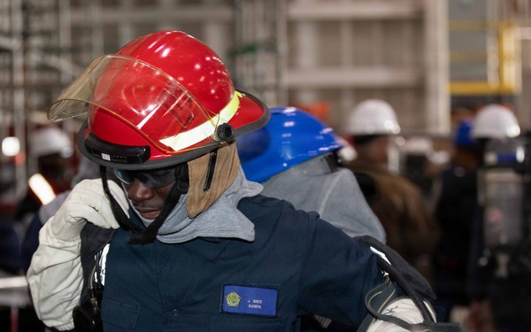 Ike Conducts Planned Incremental Availability maintenance period