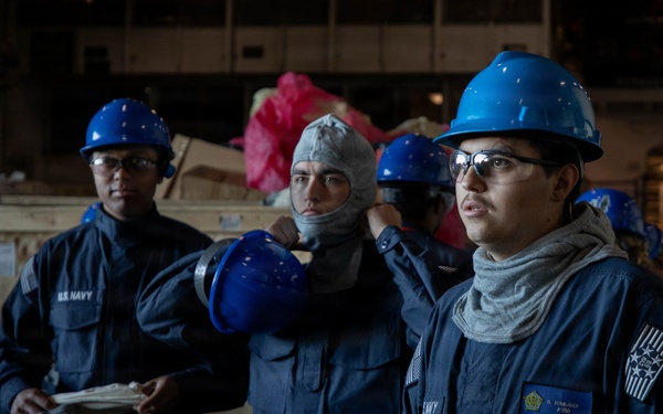 Ike Conducts Planned Incremental Availability maintenance period