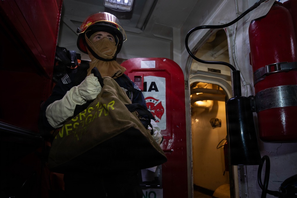 Ike Conducts Planned Incremental Availability maintenance period