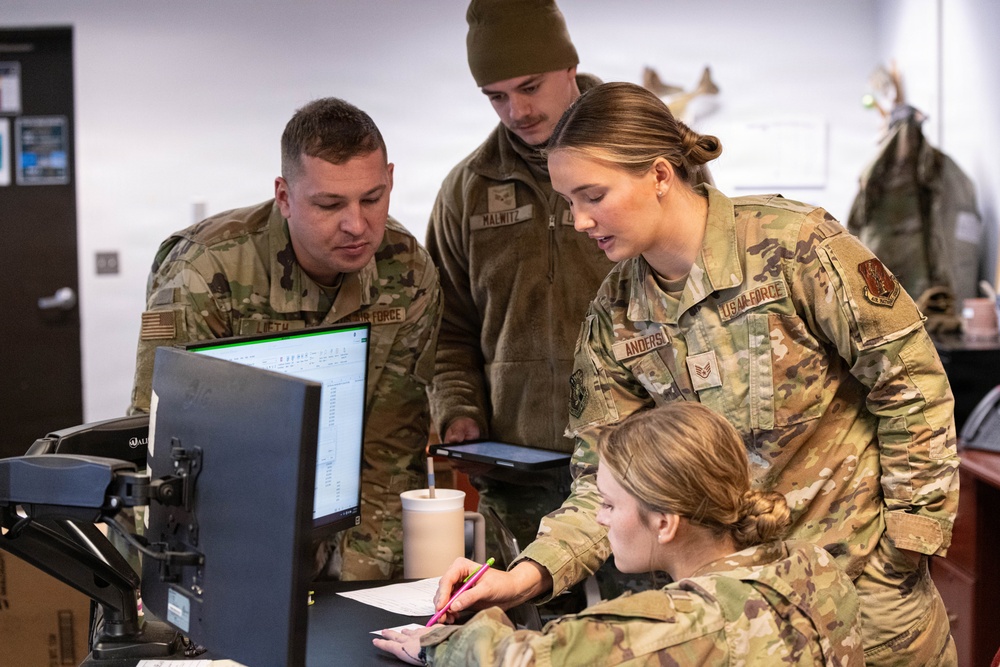 114th Fighter Wing Conducts Communications Degradation Exercise