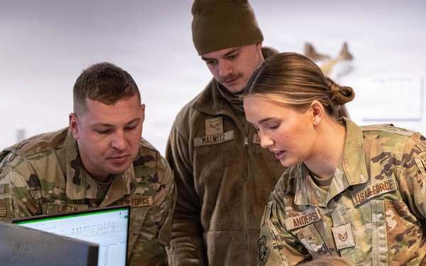 114th Fighter Wing Conducts Communications Degradation Exercise