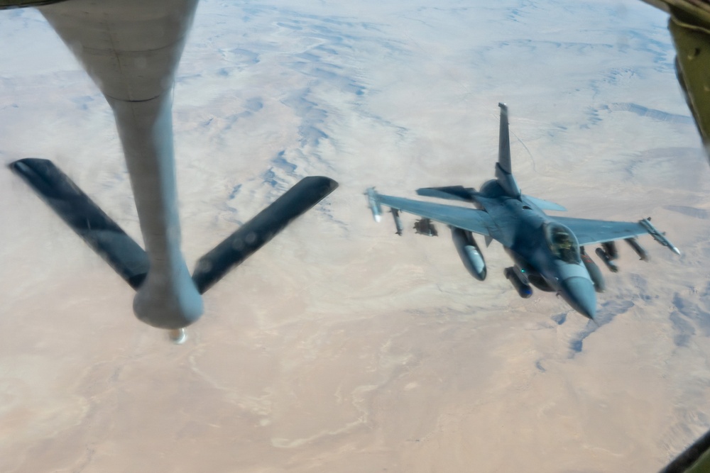 74th EARS conducts aerial refueling mission within CENTCOM