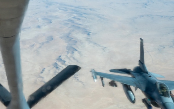 74th EARS conducts aerial refueling mission within CENTCOM