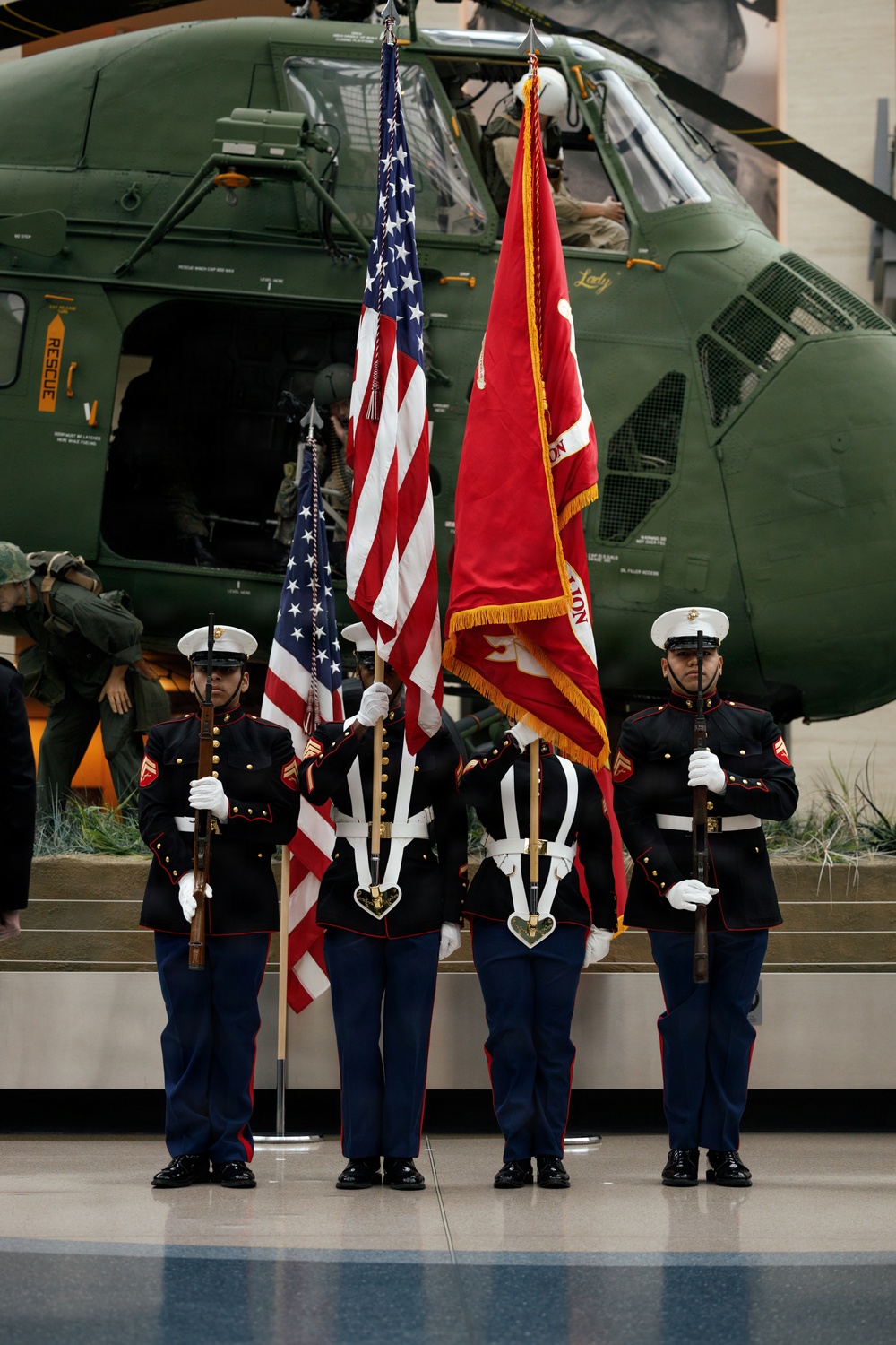 CWO5 Gunner retires after 35 years of honorable service