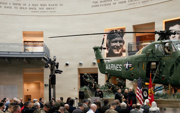 CWO5 Gunner retires after 35 years of honorable service