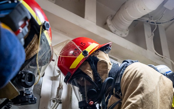 USS Iwo Jima Conducts Damage Control Training