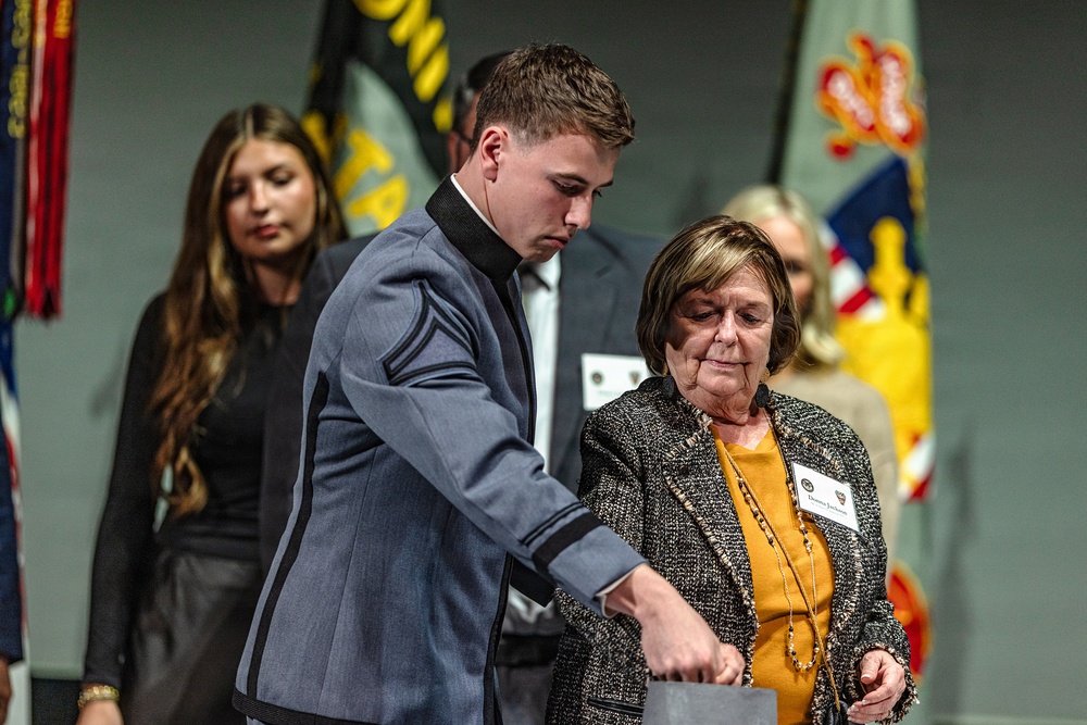 Graduates donate rings, AOG hosts Class Ring Memorial Program for Class of 2027