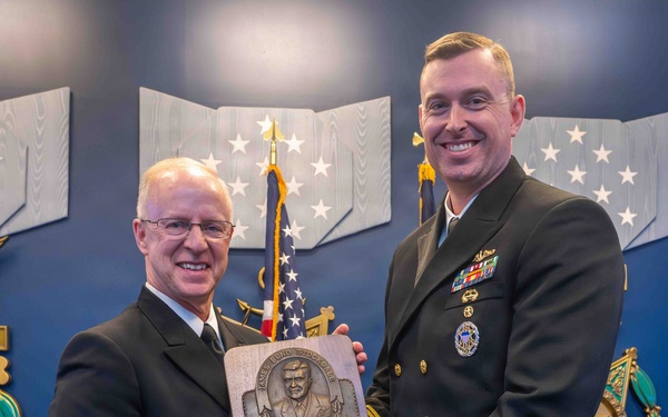 45th Annual Vice Admiral James Bond Stockdale Leadership Award