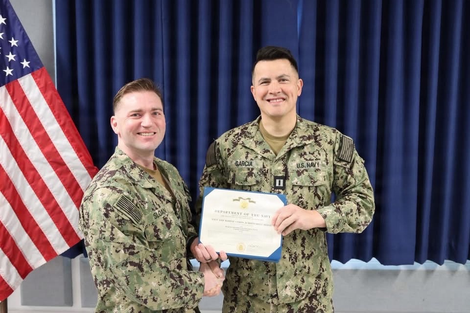 MU2 Will Sloan Receives Navy and Marine Corps Achievement Medal