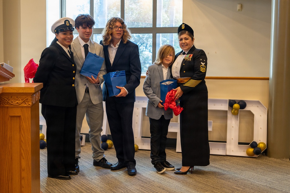 NAVSUP FLCSD Bids Farewell To RSCM Laabs