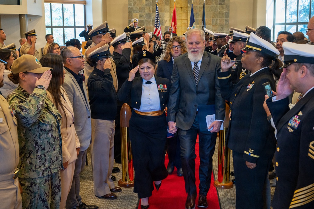 NAVSUP FLCSD Bids Farewell To RSCM Laabs