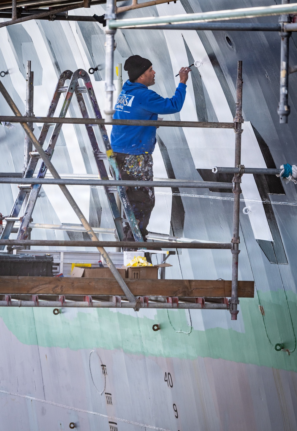 Self Defense Test Ship Gets Hull Paint Refresh Ahead of 50th Anniversary of Commissioning