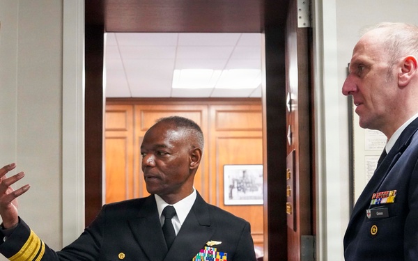 German naval academy leader visits U.S. Naval War College